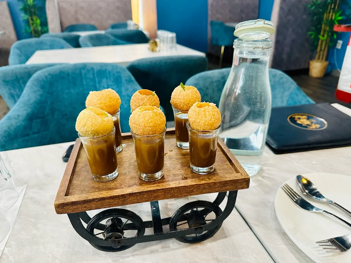 Desi Club Ewing Trail SW - Vegetarian Indian street food restaurant Edmonton Alberta